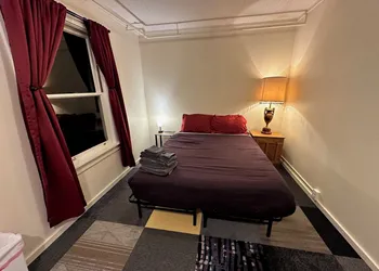 West River House hotel thumbnail 8