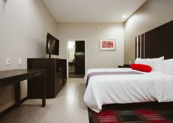Americas Best Value Inn and Suites IAH Airport North hotel thumbnail 4