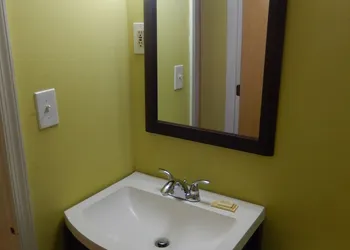 Riverview Motel hotel thumbnail 7
