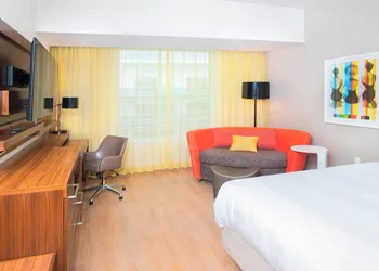 Courtyard by Marriott Santa Monica hotel thumbnail 7