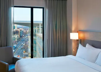 AC Hotel by Marriott Minneapolis Downtown hotel thumbnail 3