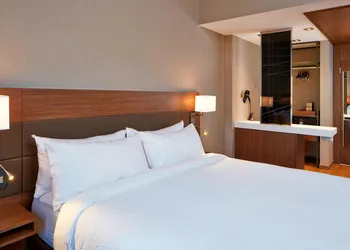 AC Hotel by Marriott Minneapolis Downtown hotel thumbnail 5