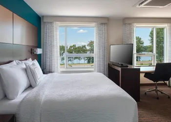 Residence Inn by Marriott Boston Bridgewater hotel thumbnail 8