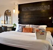 Homer Inn and Spa hotel detail image 3