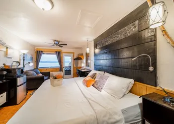 Homer Inn and Spa hotel thumbnail 4
