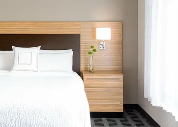 TownePlace Suites San Mateo Foster City hotel thumbnail 4