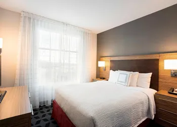 TownePlace Suites San Mateo Foster City hotel thumbnail 7