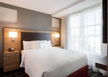 TownePlace Suites San Mateo Foster City hotel thumbnail 8