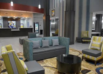 Del-Mar Airport Inn & Suites hotel thumbnail 4