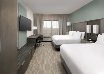 Holiday Inn Express Pensacola Downtown by IHG hotel thumbnail 7