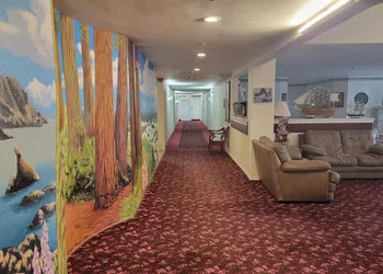 Oceanview Inn hotel thumbnail 5