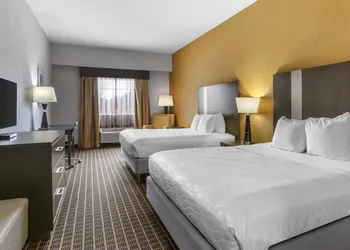 Best Western Plus Lampasas Inn & Suites hotel thumbnail 5