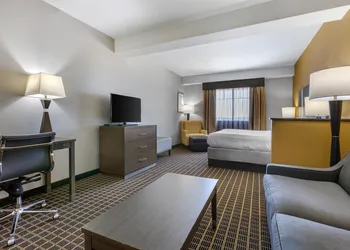 Best Western Plus Lampasas Inn & Suites hotel thumbnail 7
