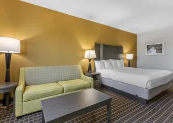 Best Western Plus Lampasas Inn & Suites hotel thumbnail 8