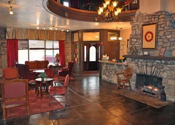Ye Old English Inn hotel thumbnail 3