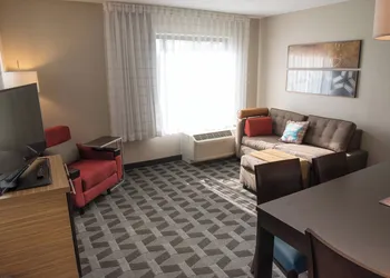 TownePlace Suites by Marriott Battle Creek hotel thumbnail 6
