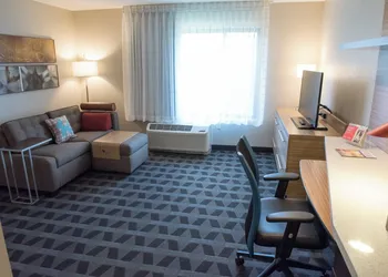 TownePlace Suites by Marriott Battle Creek hotel thumbnail 7
