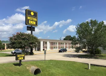 Western Inn hotel thumbnail 5