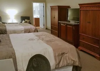 Rolling Hills Lodge hotel thumbnail 3