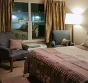 Rolling Hills Lodge hotel detail image 4