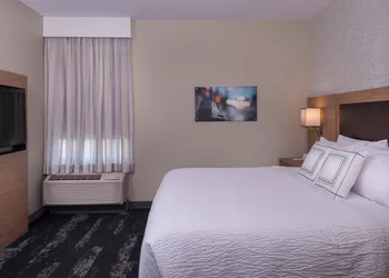 TownePlace Suites by Marriott Saskatoon hotel thumbnail 4