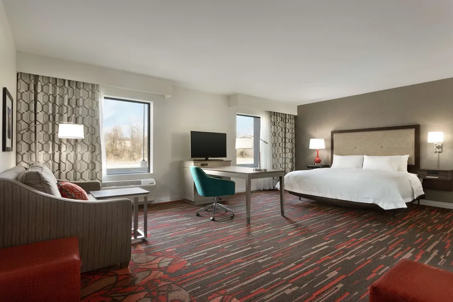 Hampton Inn & Suites St. Louis/Alton hotel detail image 6