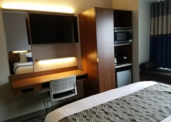 Microtel Inn & Suites By Wyndham Binghamton hotel thumbnail 7
