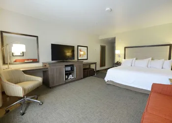 Hampton Inn & Suites Ponca City hotel thumbnail 8
