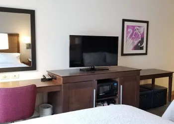 Hampton Inn by Hilton New Paltz hotel thumbnail 8
