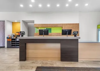 Home2 Suites by Hilton Dallas Grand Prairie hotel thumbnail 4