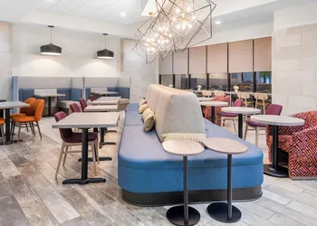 Home2 Suites by Hilton Dallas Grand Prairie hotel thumbnail 8