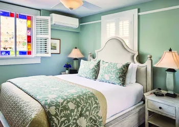 The Collector Inn - Adults Only hotel thumbnail 6