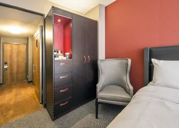 Four Points By Sheraton Manhattan Midtown West hotel thumbnail 4