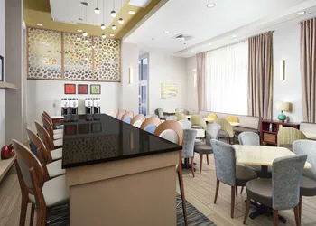 Hampton Inn by Hilton Wilmington Downtown hotel thumbnail 5