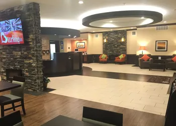 Comfort Inn & Suites Moore - Oklahoma City hotel thumbnail 2