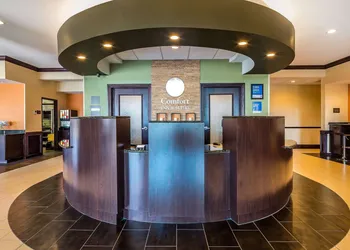 Comfort Inn & Suites Moore - Oklahoma City hotel thumbnail 3