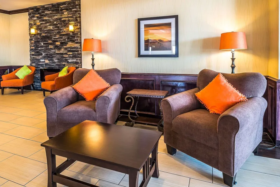 Comfort Inn & Suites Moore - Oklahoma City hotel detail image 6