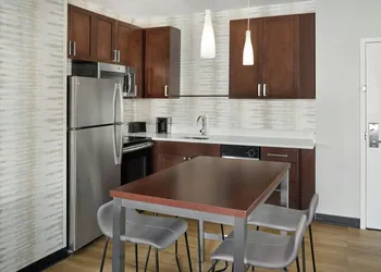Residence Inn by Marriott Charlotte Airport hotel thumbnail 3
