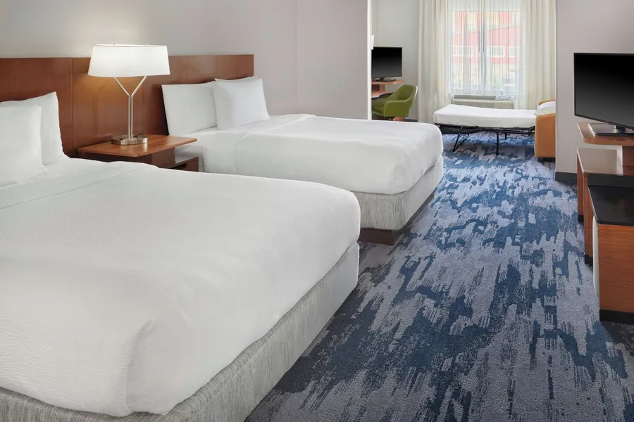 Fairfield Inn and Suites by Marriott Charlotte Airport hotel detail image 6