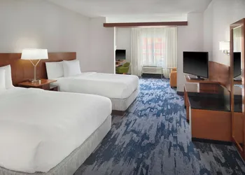 Fairfield Inn and Suites by Marriott Charlotte Airport hotel thumbnail 7