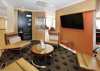 TownePlace Suites Grove City Mercer/Outlets hotel thumbnail 2