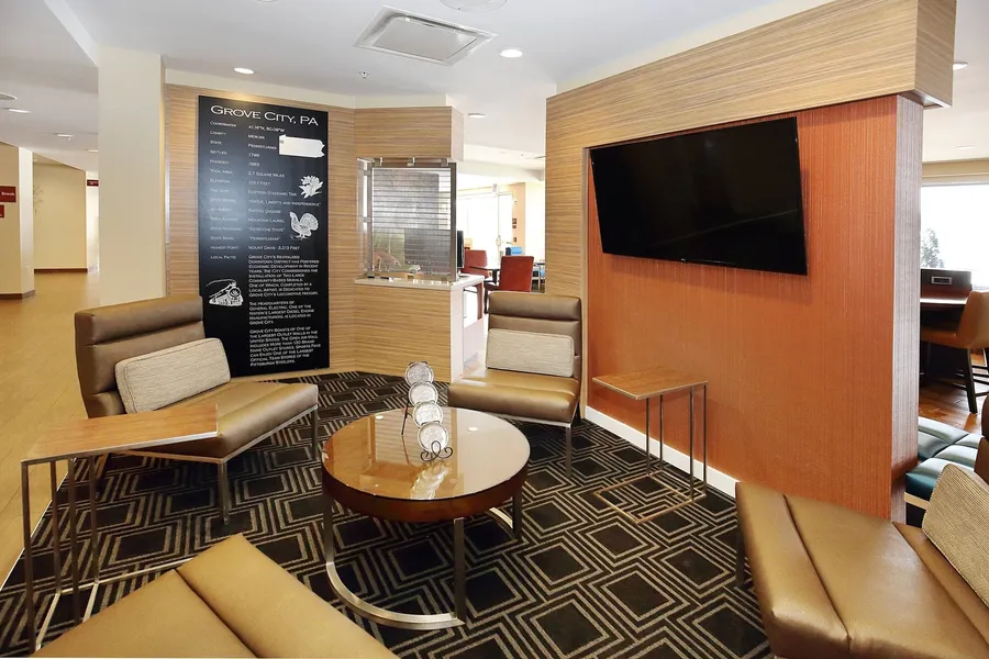 TownePlace Suites Grove City Mercer/Outlets hotel detail image 2