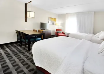 TownePlace Suites Grove City Mercer/Outlets hotel thumbnail 4