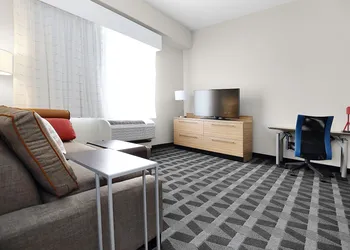 TownePlace Suites Grove City Mercer/Outlets hotel thumbnail 6