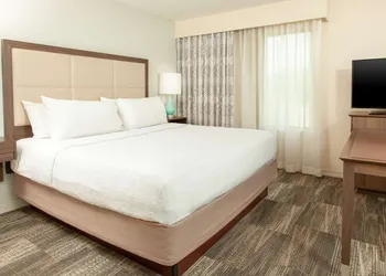 Hampton Inn & Suites Niles/Warren hotel thumbnail 5