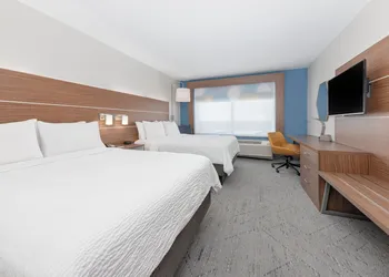 Holiday Inn Express & Suites Moore by IHG hotel thumbnail 8