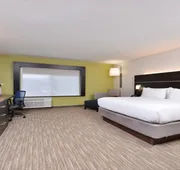 Holiday Inn Express & Suites Parkersburg East by IHG hotel detail image 7