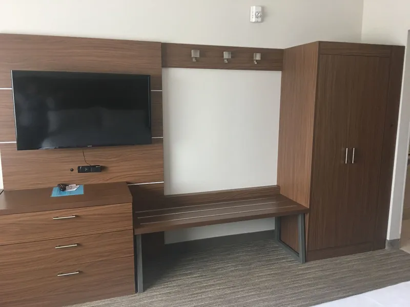 Holiday Inn Express & Suites Brenham South by IHG hotel detail image 6