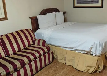 Sacramento Inn & Suites Cal Expo I-80 hotel thumbnail 6