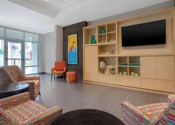Home2 Suites By Hilton Destin hotel thumbnail 2